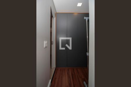 Apartamento à venda com 60m², 1 quarto e 1 vaga Apartamento à venda com 60m², 1 quarto e 1 vagaCloset da suíte