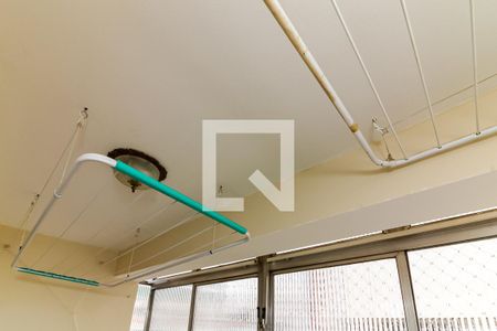 Apartamento à venda com 64m², 2 quartos e 1 vagaÁrea de Serviço