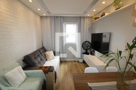 Sala/Cozinha de apartamento para alugar com 2 quartos, 40m² em Sítio da Figueira, São Paulo