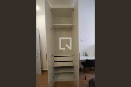 Kitnet de kitnet/studio para alugar com 1 quarto, 20m² em Jd. Rio Pequeno, São Paulo