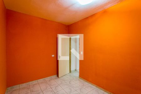 Quarto 2 de casa para alugar com 2 quartos, 70m² em Vila Luzita, Santo André