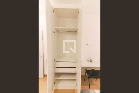 Studio para alugar com 20m², 1 quarto e sem vagaStudio - Quarto / Cozinha / Lavanderia