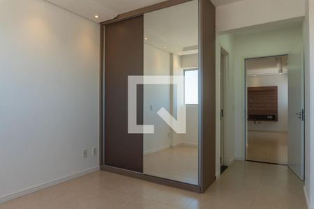 Apartamento para alugar com 77m², 3 quartos e 1 vagaSuíte