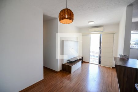 Sala de apartamento para alugar com 2 quartos, 50m² em São Cristóvão, Rio de Janeiro