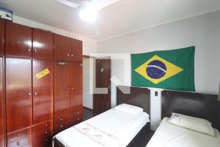Casa à venda com 169m², 4 quartos e 2 vagasQuarto 3