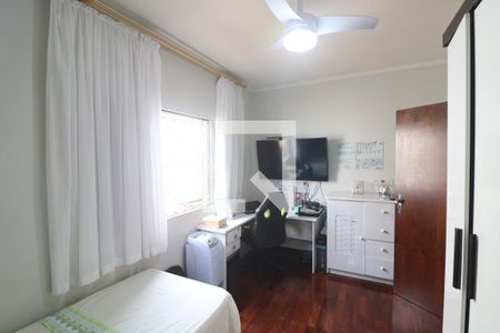 Casa à venda com 169m², 4 quartos e 2 vagasQuarto 2