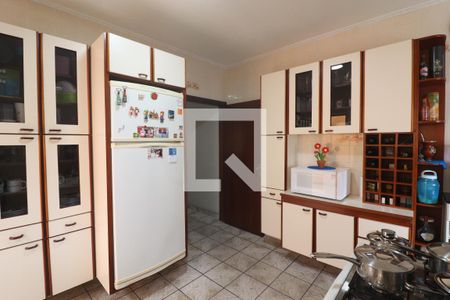 Casa à venda com 169m², 4 quartos e 2 vagasCozinha