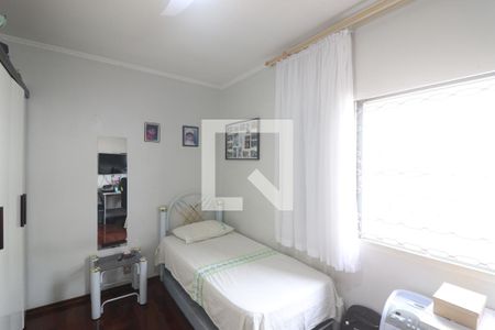 Casa à venda com 169m², 4 quartos e 2 vagasQuarto 2