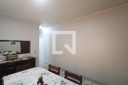 Casa à venda com 169m², 4 quartos e 2 vagasCopa