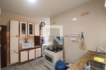 Casa à venda com 169m², 4 quartos e 2 vagasCozinha