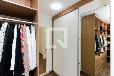 Casa à venda com 157m², 3 quartos e 3 vagasSuíte 1