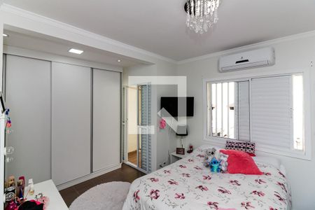 Casa à venda com 157m², 3 quartos e 3 vagasSuíte 2