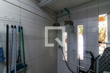 Casa à venda com 157m², 3 quartos e 3 vagasÁrea de Serviço