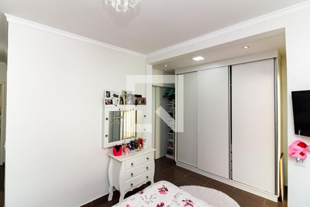 Casa à venda com 157m², 3 quartos e 3 vagasSuíte 2