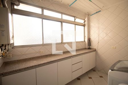 Apartamento à venda com 110m², 3 quartos e 1 vagaÁrea de Serviço
