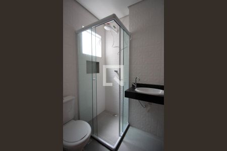 Banheiro de kitnet/studio à venda com 1 quarto, 26m² em Cidade Antônio Estevão de Carvalho, São Paulo