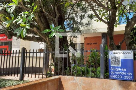 Apartamento à venda com 94m², 2 quartos e 1 vaga Apartamento à venda com 94m², 2 quartos e 1 vagaPlaca instalada