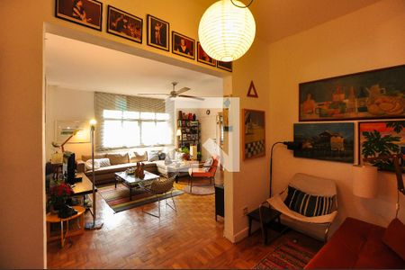 Sala de apartamento à venda com 2 quartos, 94m² em Pinheiros, São Paulo