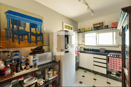 Apartamento à venda com 94m², 2 quartos e 1 vaga Apartamento à venda com 94m², 2 quartos e 1 vagaCozinha