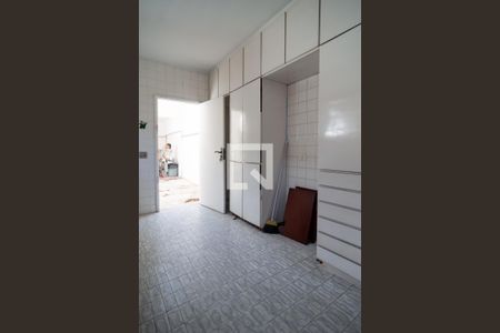 Casa à venda com 225m², 4 quartos e 3 vagas Casa à venda com 225m², 4 quartos e 3 vagasCozinha