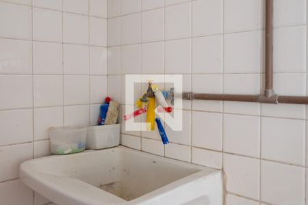 Casa à venda com 225m², 4 quartos e 3 vagas Casa à venda com 225m², 4 quartos e 3 vagasÁrea de Serviço