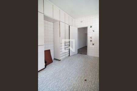 Casa à venda com 225m², 4 quartos e 3 vagas Casa à venda com 225m², 4 quartos e 3 vagasCozinha