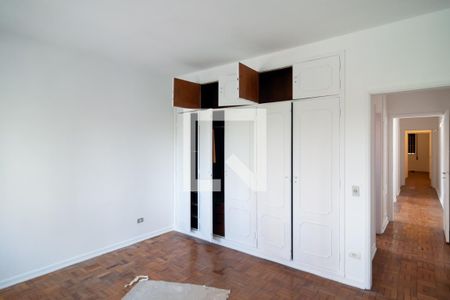 Casa à venda com 225m², 4 quartos e 3 vagas Casa à venda com 225m², 4 quartos e 3 vagasQuarto 3 - Suíte