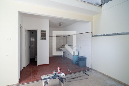 Casa à venda com 225m², 4 quartos e 3 vagas Casa à venda com 225m², 4 quartos e 3 vagasÁrea de Serviço