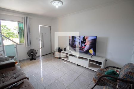 Sala de casa de condomínio para alugar com 2 quartos, 80m² em Jardim Primavera, Duque de Caxias