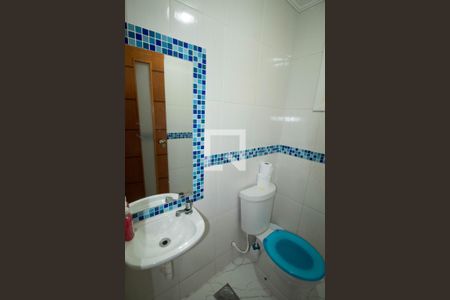 Casa de condomínio para alugar com 80m², 2 quartos e 1 vagaBanheiro social