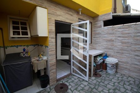 Casa de condomínio para alugar com 80m², 2 quartos e 1 vagaÁrea de Serviço