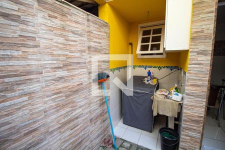 Casa de condomínio para alugar com 80m², 2 quartos e 1 vagaÁrea de Serviço