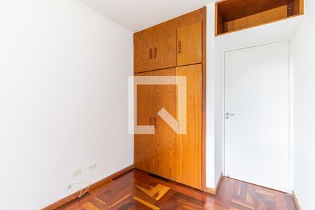 Quarto 1 de apartamento para alugar com 2 quartos, 57m² em Vila Sofia, São Paulo