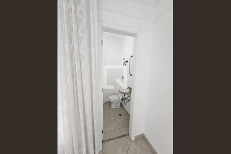 Casa à venda com 214m², 5 quartos e 4 vagasBanheiro 4