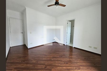 Suíte de casa à venda com 5 quartos, 214m² em Jardim do Colégio (zona Norte), São Paulo