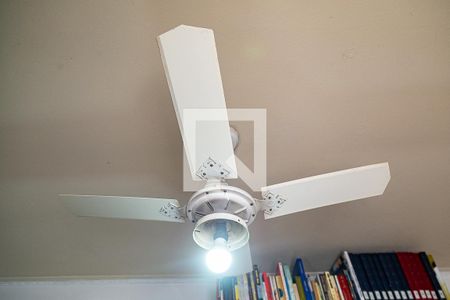 Casa à venda com 160m², 3 quartos e 2 vagasQuarto 2 - Ventilador