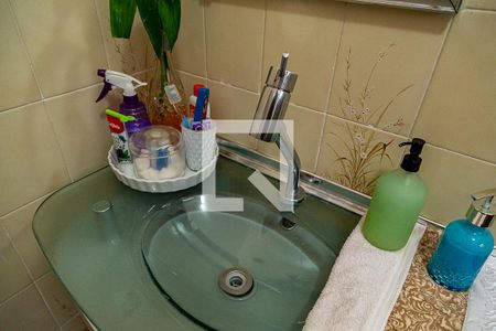 Casa à venda com 160m², 3 quartos e 2 vagasBanheiro Social