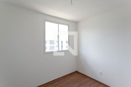 Quarto 1 de apartamento para alugar com 2 quartos, 43m² em Capitão Eduardo, Belo Horizonte