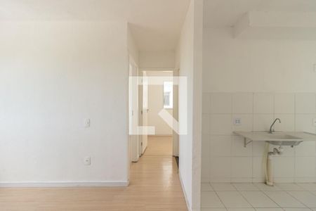 Sala de apartamento para alugar com 2 quartos, 45m² em Guaratiba, Rio de Janeiro