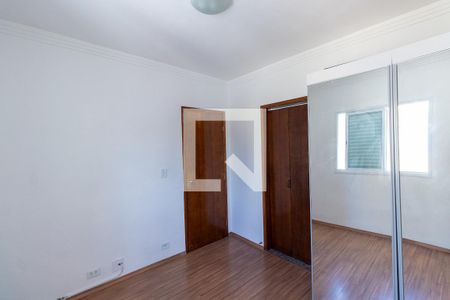 Casa à venda com 70m², 2 quartos e 2 vagasQuarto Suíte 2