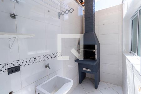 Casa à venda com 70m², 2 quartos e 2 vagasLavanderia