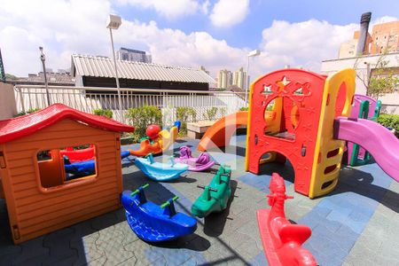 Apartamento à venda com 65m², 2 quartos e 2 vagasÁrea comum - Playground