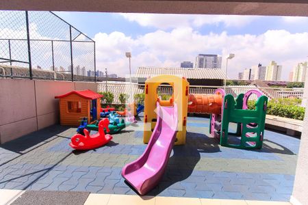 Apartamento à venda com 65m², 2 quartos e 2 vagasÁrea comum - Playground