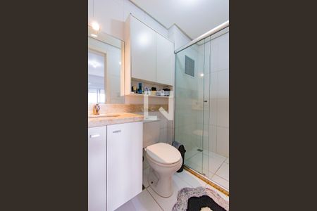 Apartamento à venda com 72m², 3 quartos e 1 vaga Apartamento à venda com 72m², 3 quartos e 1 vagaBanheiro da Suíte