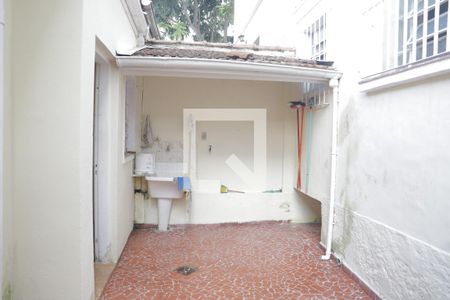 Casa à venda com 115m², 3 quartos e 2 vagasQuintal/Area de serviço