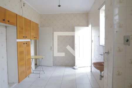 Casa à venda com 115m², 3 quartos e 2 vagasCozinha