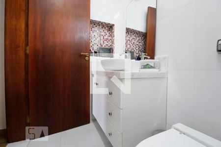 Casa à venda com 532m², 6 quartos e 4 vagasBanheiro Suíte 2