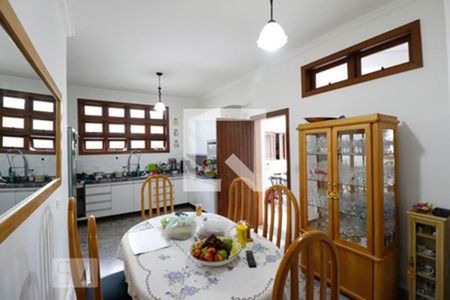 Casa à venda com 532m², 6 quartos e 4 vagasCozinha