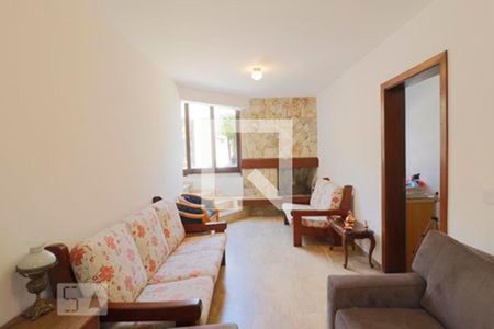 Casa à venda com 532m², 6 quartos e 4 vagasSala de estar