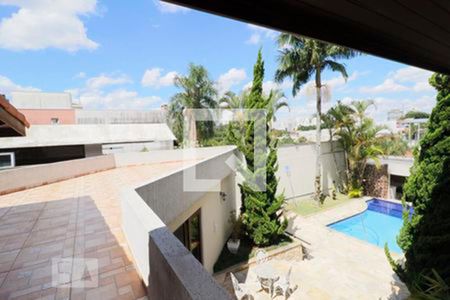 Casa à venda com 532m², 6 quartos e 4 vagasTerraço